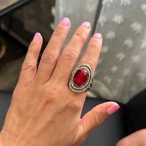 Elegant Red Gemstone Ring